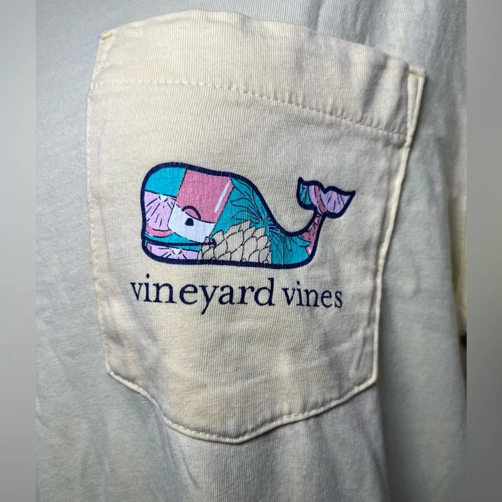 Vineyard vines tshirt - Picture 3 of 9